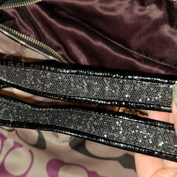 Gently used Coach Daisy Optical Print Tote - Picture 9 of 10